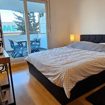 Aqua Marina Apartment *